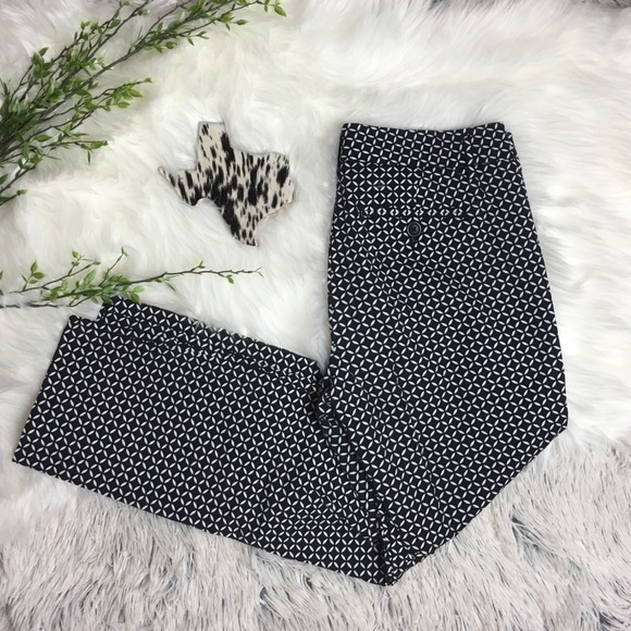 a.n.a Pants - A.N.A. • White/Black Printed Capri Dress Pants